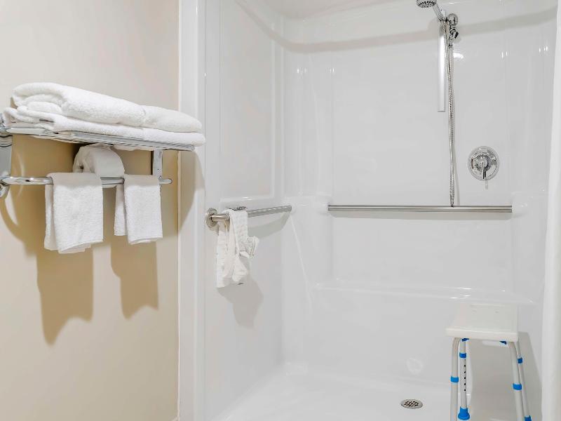 Best Western Beacon Inn image