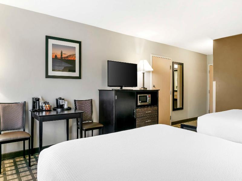 Best Western Beacon Inn image
