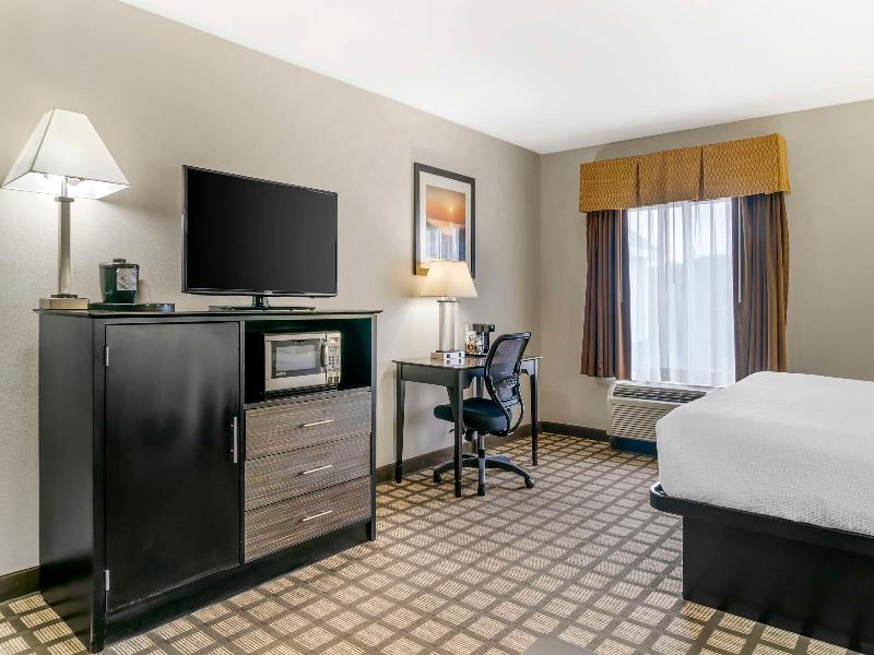 Best Western Beacon Inn image
