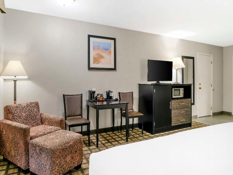 Best Western Beacon Inn image