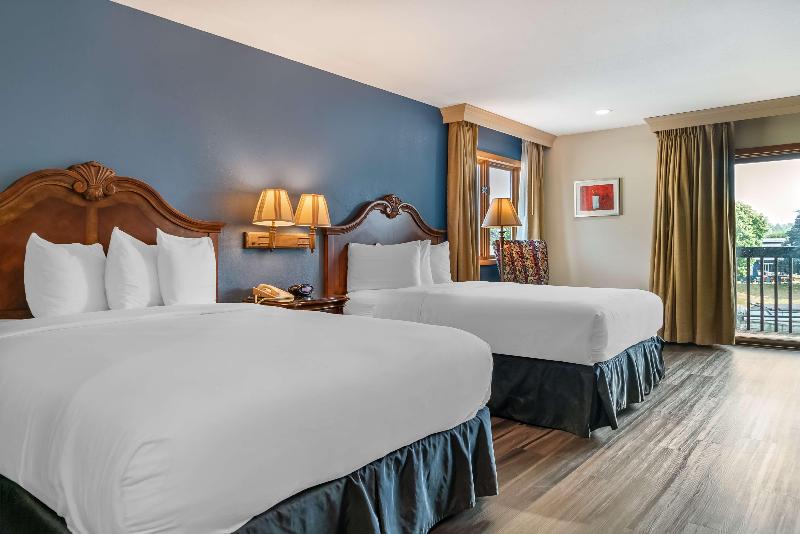 Best Western River Terrace image