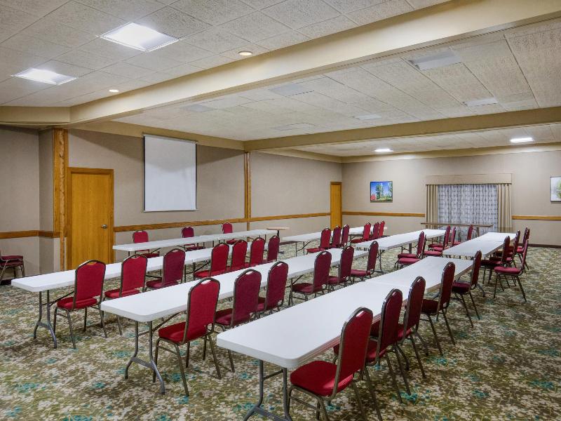Best Western Woodhaven Inn image