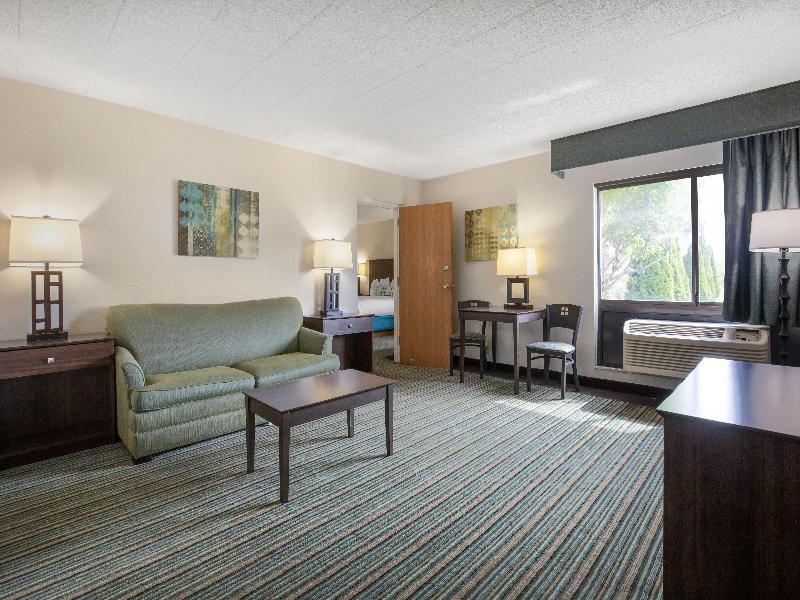 Best Western Woodhaven Inn image