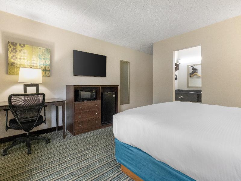 Best Western Woodhaven Inn image