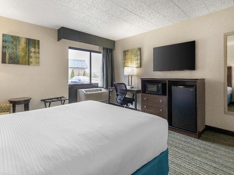 Best Western Woodhaven Inn image