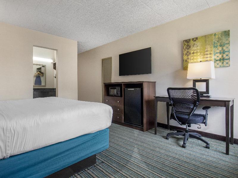 Best Western Woodhaven Inn image