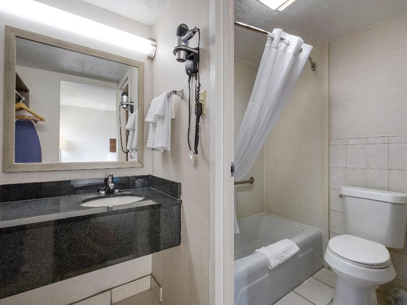 Best Western Woodhaven Inn image