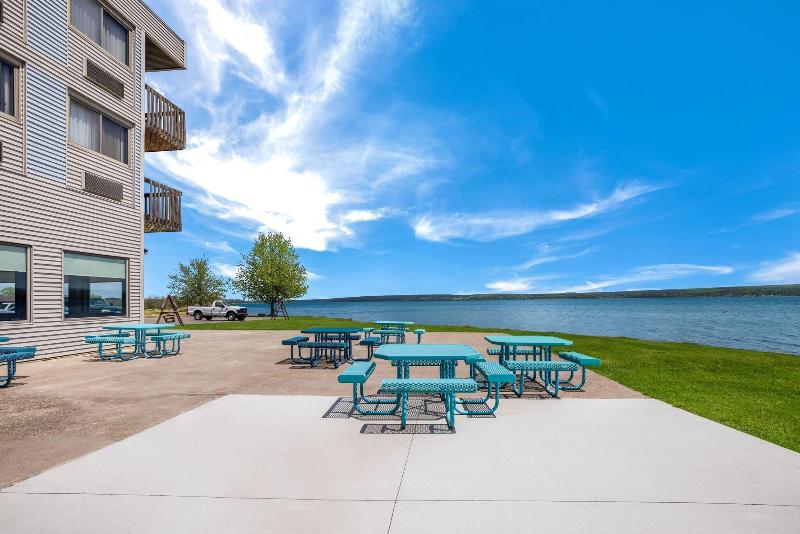 Best Western Baraga Lakeside Inn