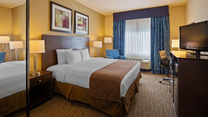 Best Western Port Huron Blue Water Bridge image