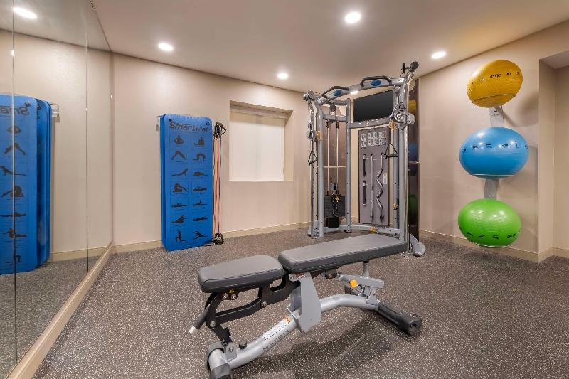 Best Western Plus Superior Inn image 7