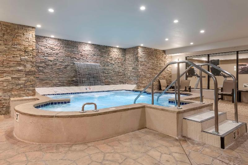 Best Western Plus Superior Inn image
