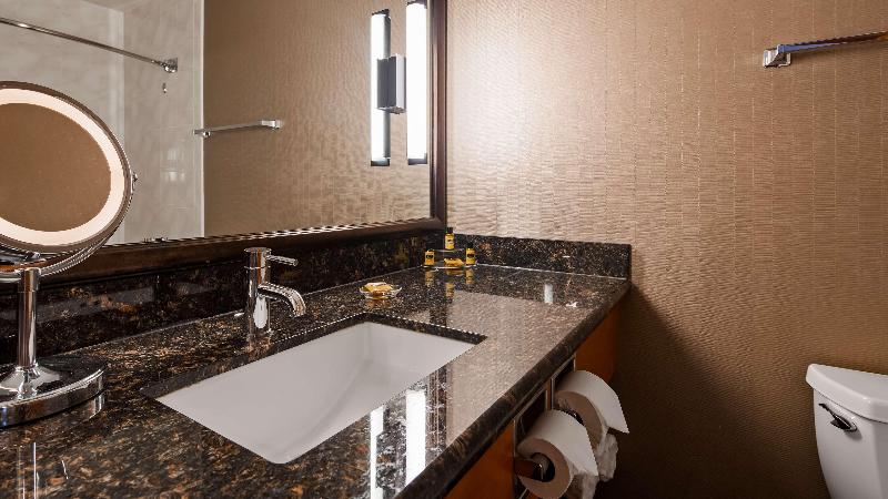 Best Western Plus Superior Inn image