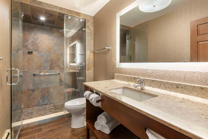 Best Western Plus Superior Inn image