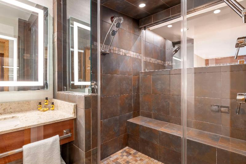Best Western Plus Superior Inn image