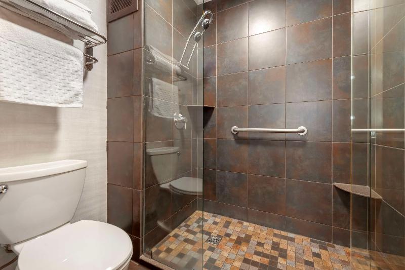 Best Western Plus Superior Inn image