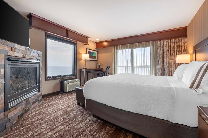Best Western Plus Superior Inn image