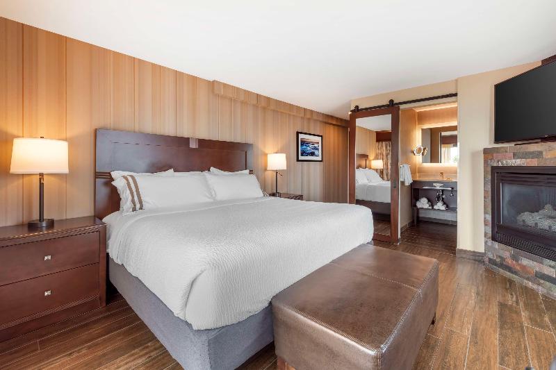 Best Western Plus Superior Inn image