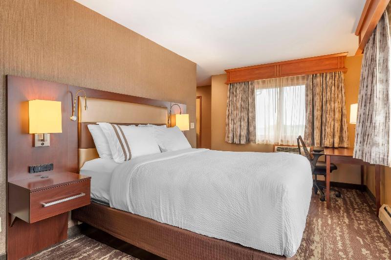 Best Western Plus Superior Inn image