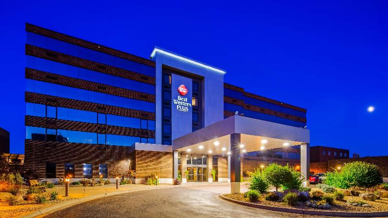 Best Western Plus Kelly Inn image