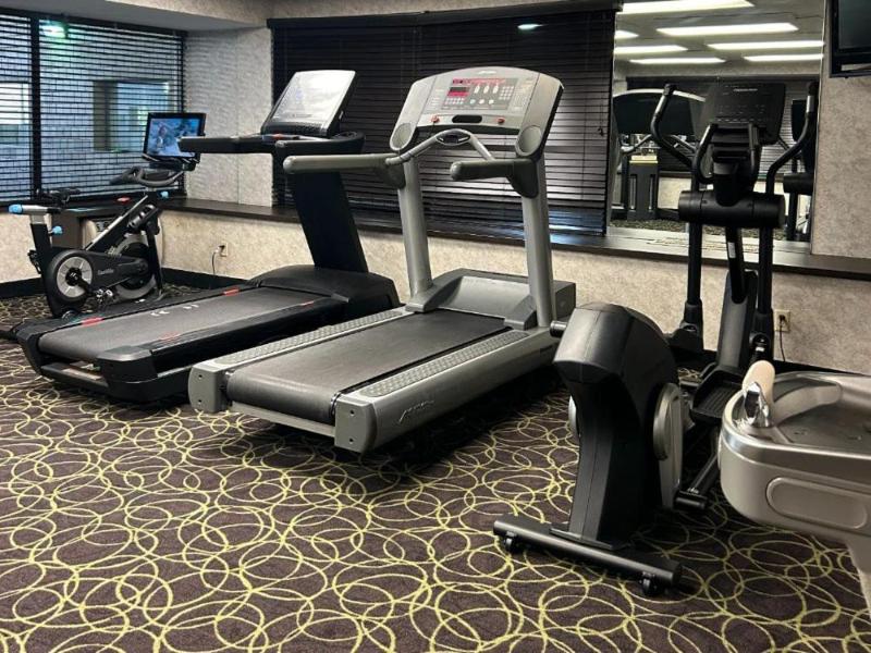 Best Western Plus Kelly Inn image