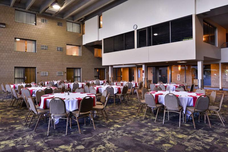 Best Western Plus Kelly Inn image