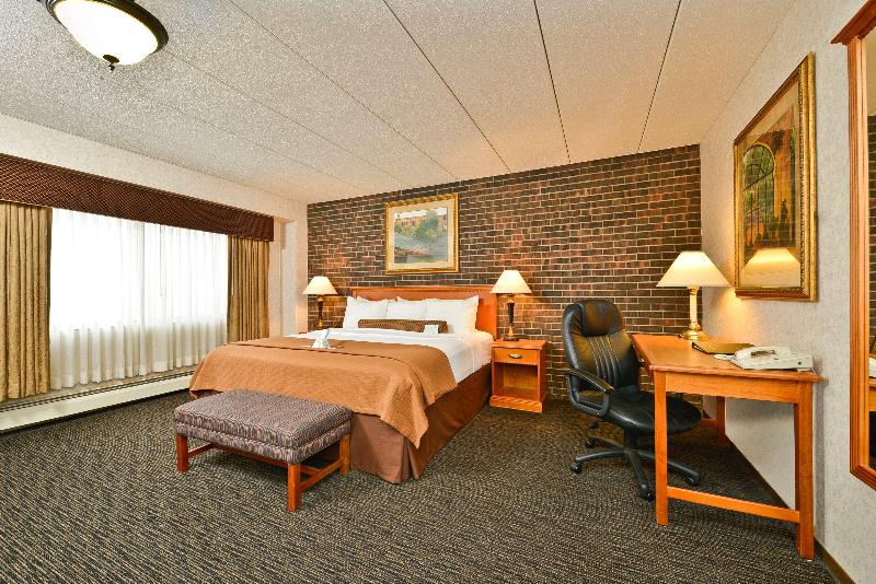 Best Western Plus Kelly Inn image