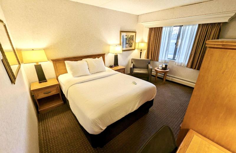 Best Western Plus Kelly Inn image