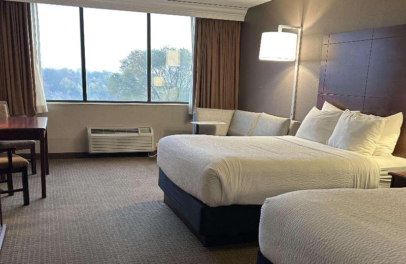 Best Western Plus Kelly Inn image