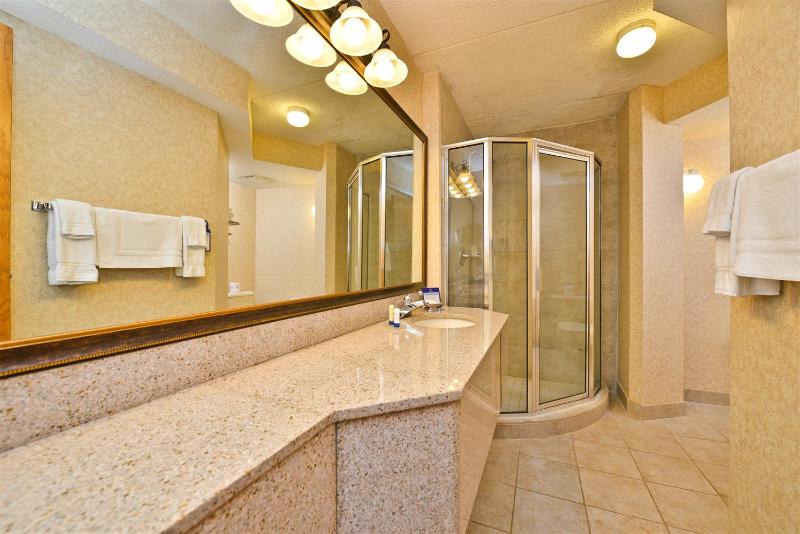 Best Western Plus Kelly Inn image