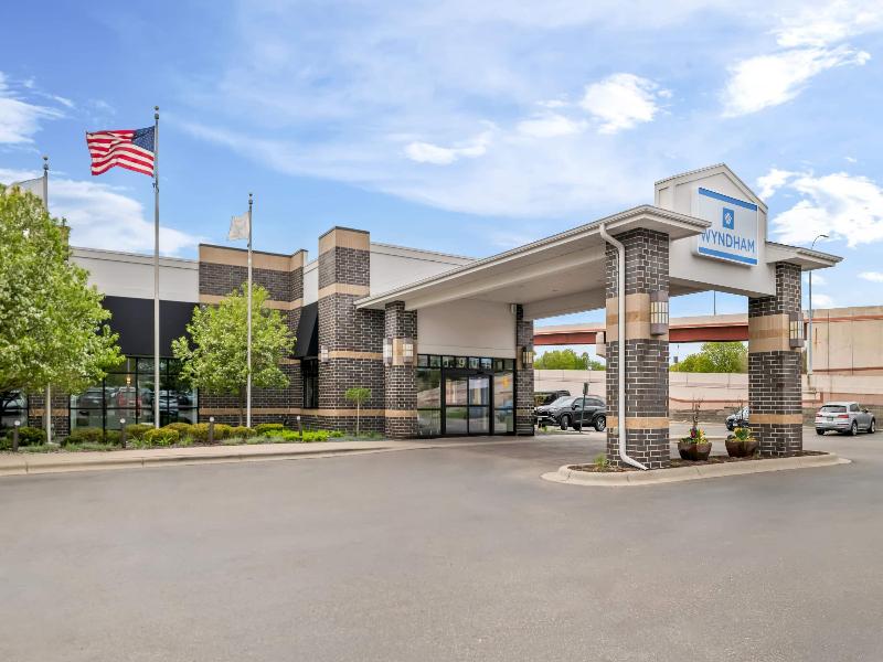 Wyndham Bloomington - Mall Of America image