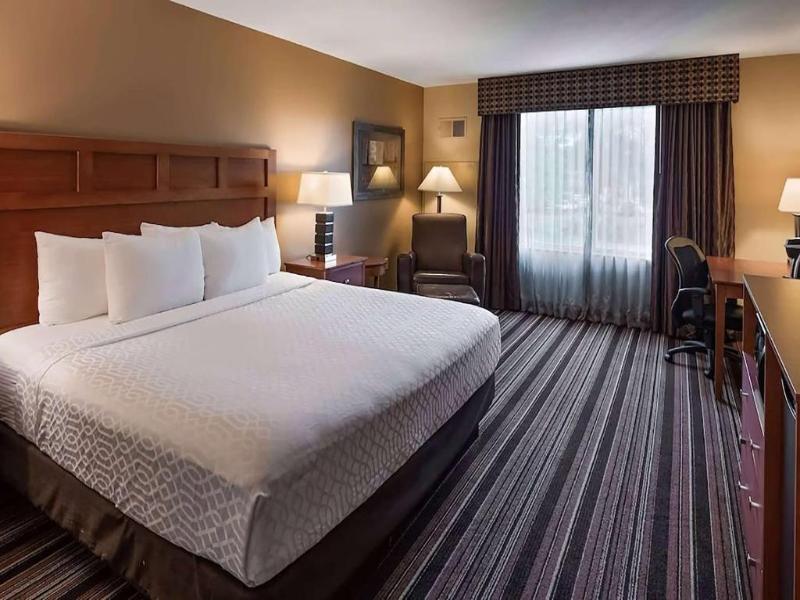 Wyndham Bloomington - Mall Of America image