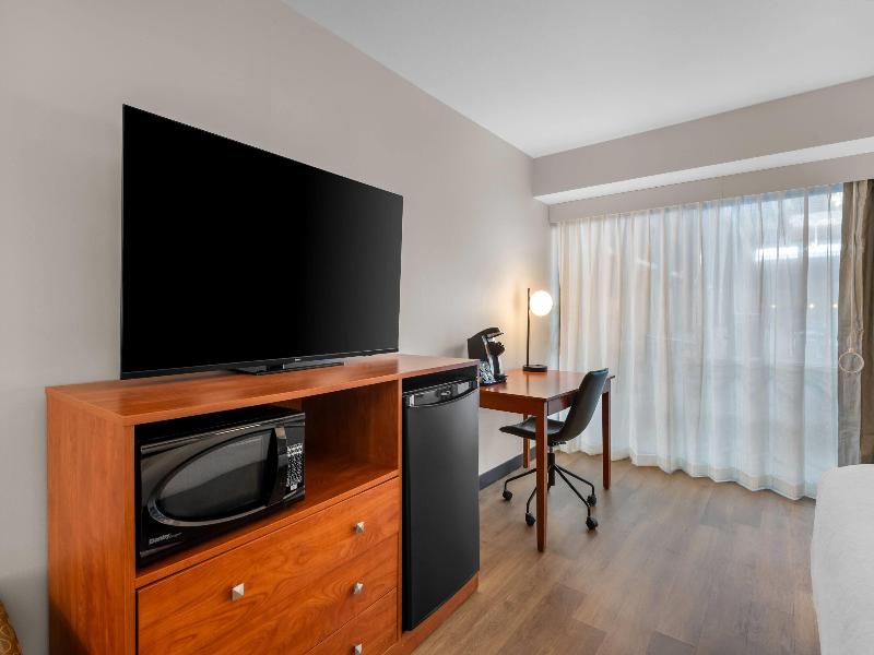 Wyndham Bloomington - Mall Of America image