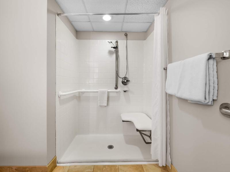 Wyndham Bloomington - Mall Of America image