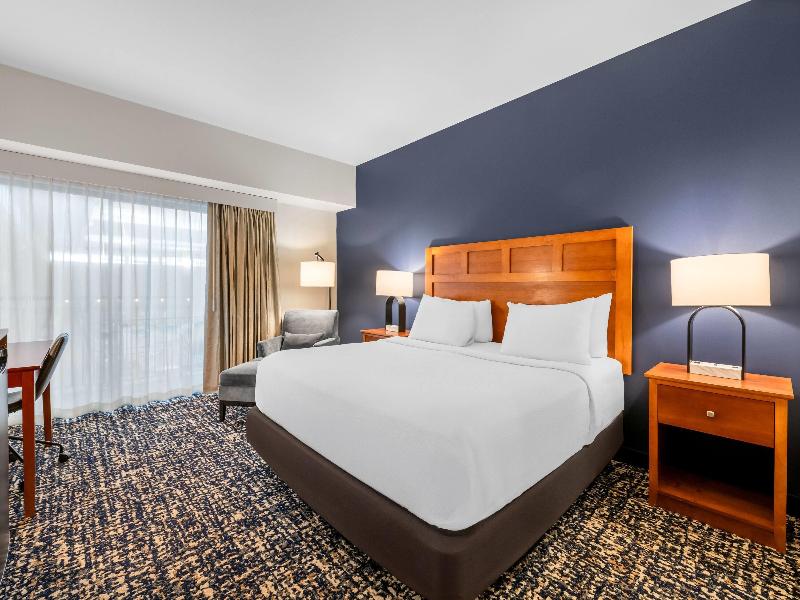 Wyndham Bloomington - Mall Of America image