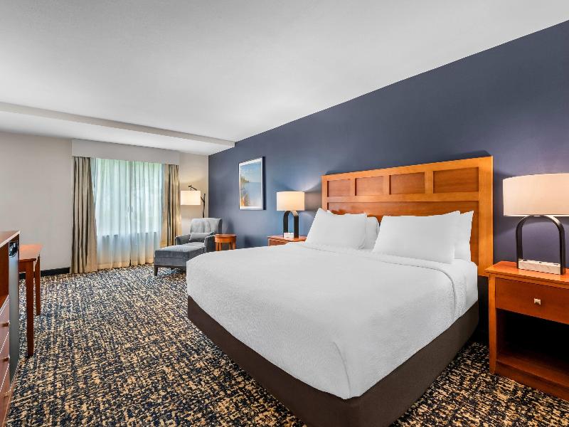 Wyndham Bloomington - Mall Of America image