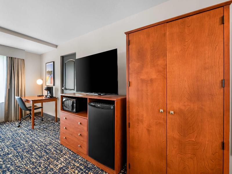Wyndham Bloomington - Mall Of America image