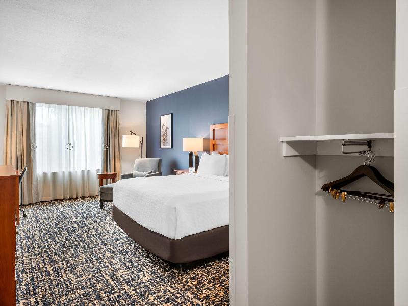 Wyndham Bloomington - Mall Of America image