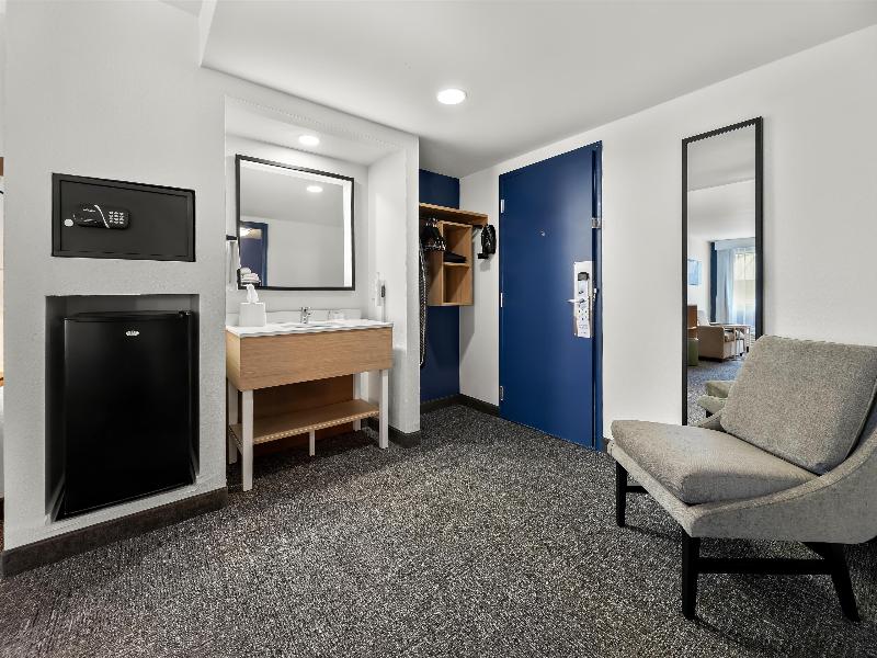 Spark By Hilton Biloxi Ocean Springs image