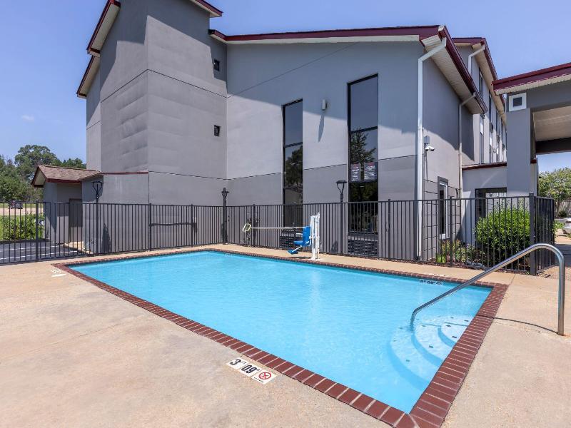 Americas Best Value Inn And Suites Clinton Jackson image
