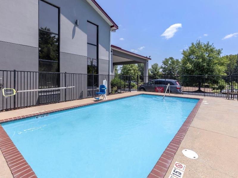 Americas Best Value Inn And Suites Clinton Jackson image
