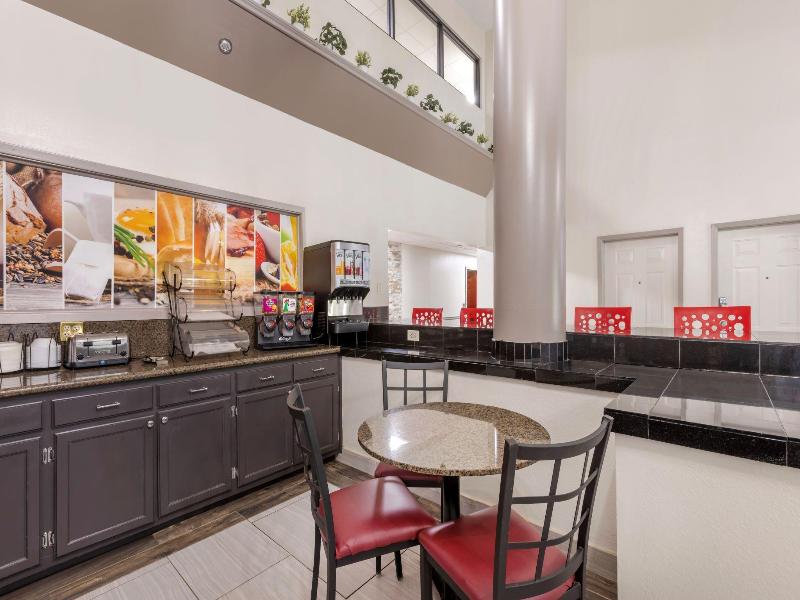Americas Best Value Inn And Suites Clinton Jackson image