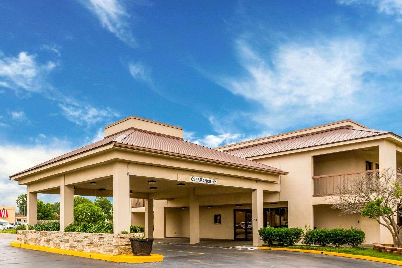 Quality Inn Tunica Resorts image