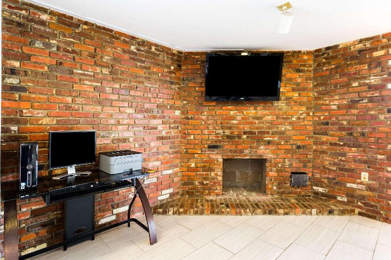 Quality Inn Tunica Resorts image