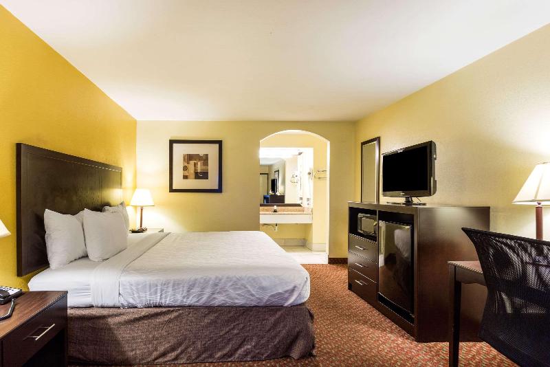 Quality Inn Tunica Resorts image