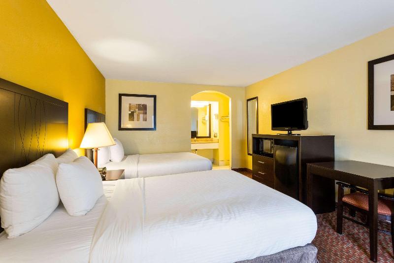 Quality Inn Tunica Resorts image