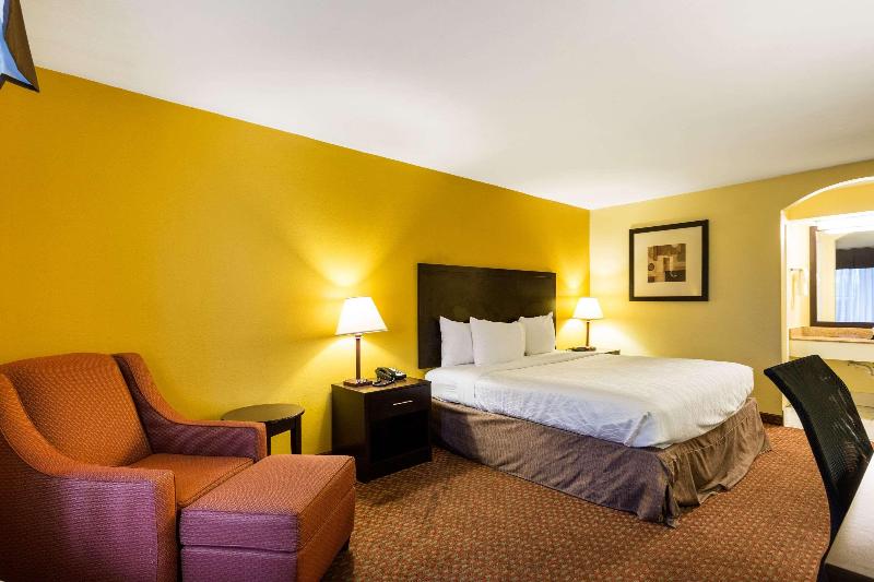 Quality Inn Tunica Resorts image