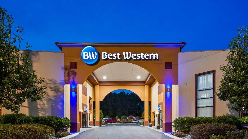 Red Roof Inn & Suites Jackson – Richland image