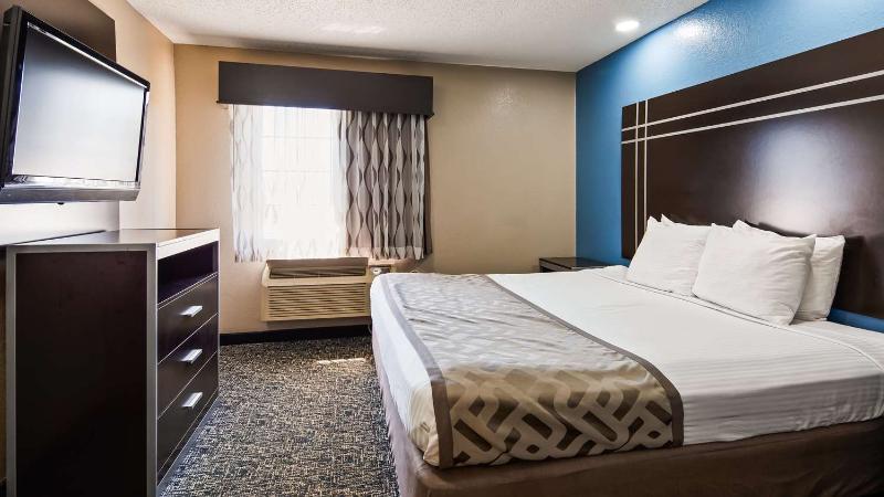 Red Roof Inn & Suites Jackson – Richland image