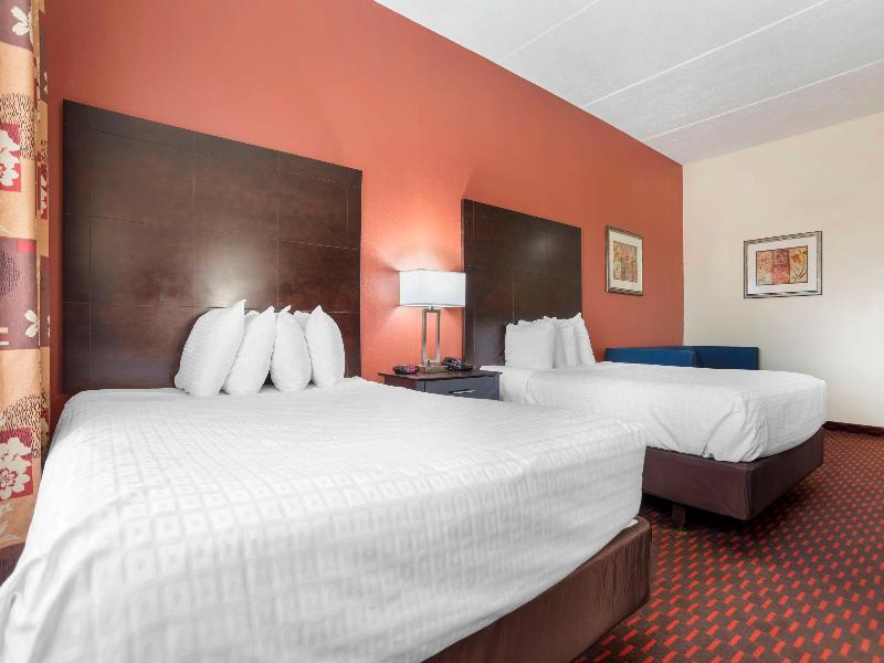 Best Western Plus Flowood Inn & Suites image