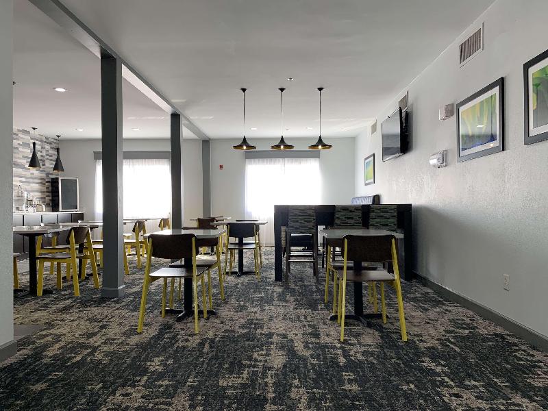 Best Western Plus Olive Branch Hotel & Suites image